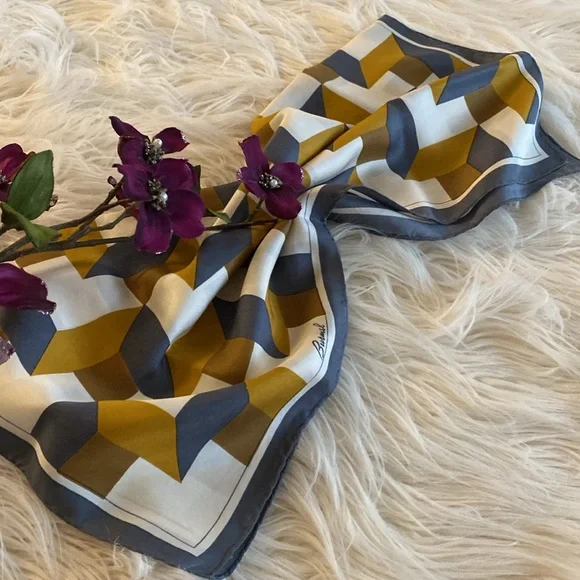 VINTAGE BURMEL scarf - Picture 9 of 10